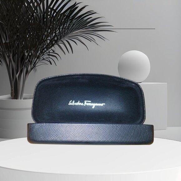 Salvatore Ferragamo Accessories - Salvatore Ferragamo Designer Sunglass Case Set | Pouch & Lens Cloth | Black|LN